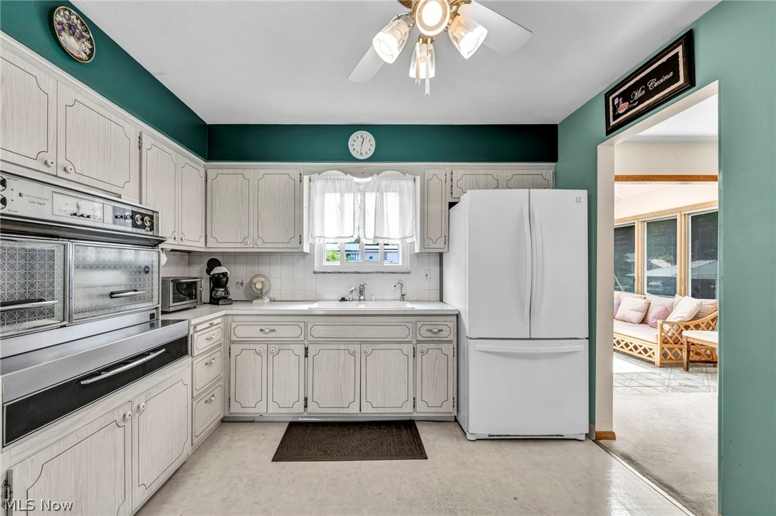 5773 Sherwood Drive North Olmsted OH 44070