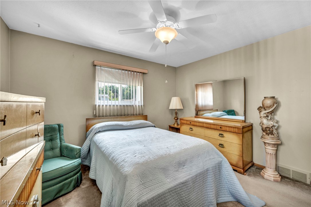 5773 Sherwood Drive North Olmsted OH 44070