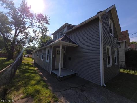 2059 W 42nd Street Cleveland OH 44113
