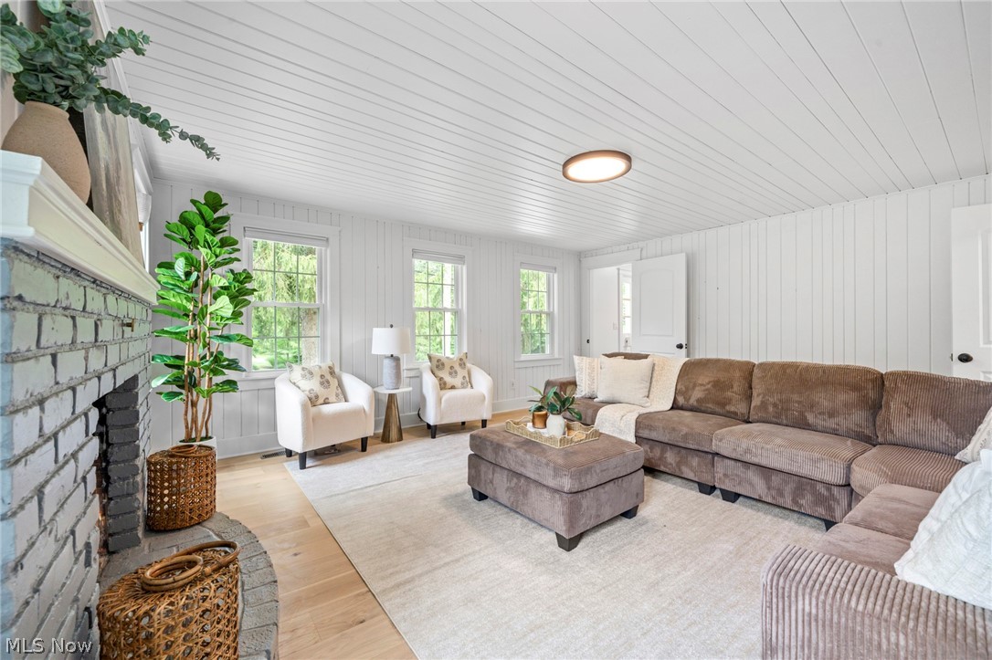 354 N Main Street Chagrin Falls OH 44022