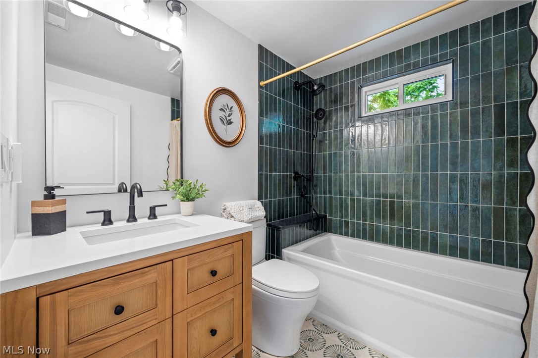 354 N Main Street Chagrin Falls OH 44022