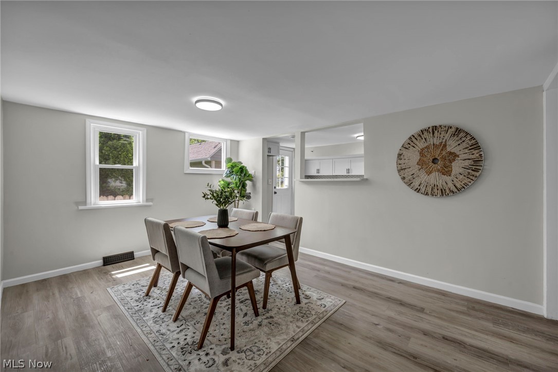 350 Kenilworth Road Bay Village OH 44140