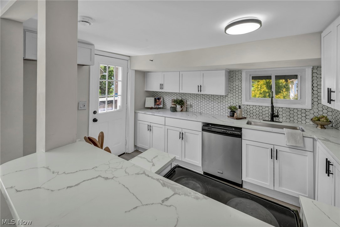 350 Kenilworth Road Bay Village OH 44140
