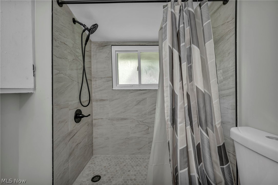 350 Kenilworth Road Bay Village OH 44140