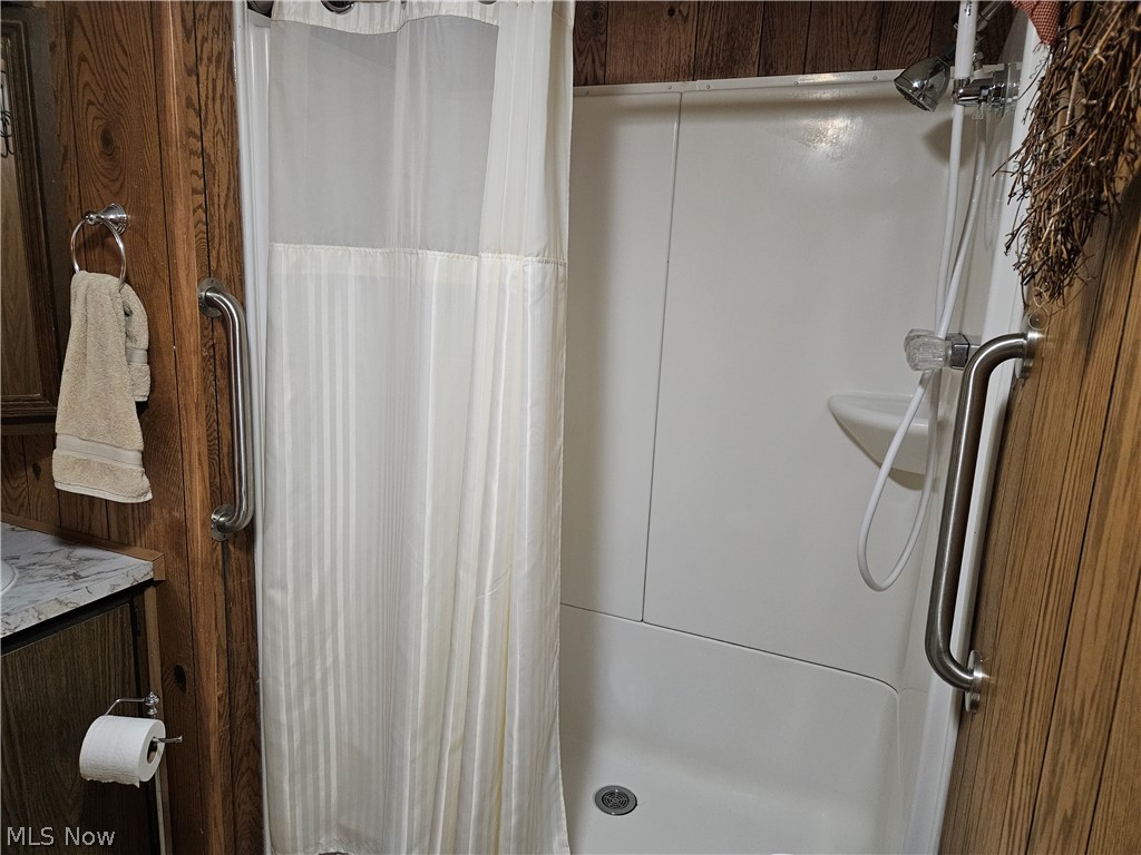 1243 Los Angeles Boulevard NW North Canton OH 44720