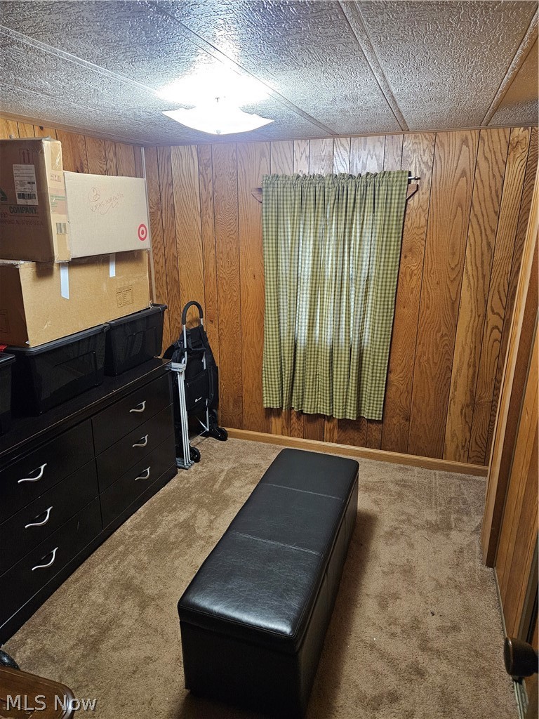 1243 Los Angeles Boulevard NW North Canton OH 44720
