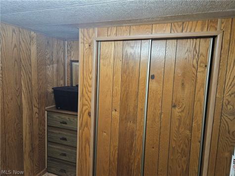 1243 Los Angeles Boulevard NW North Canton OH 44720