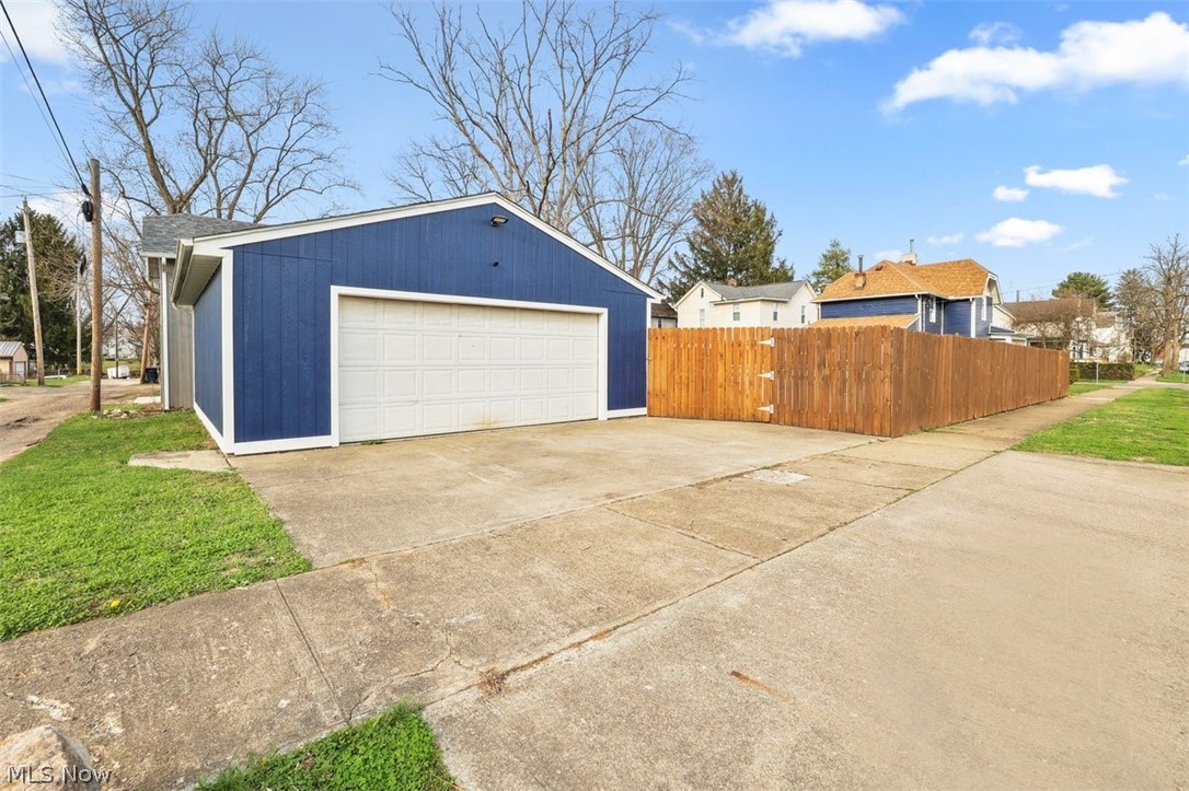 393 Eddy Street Newark OH 43055