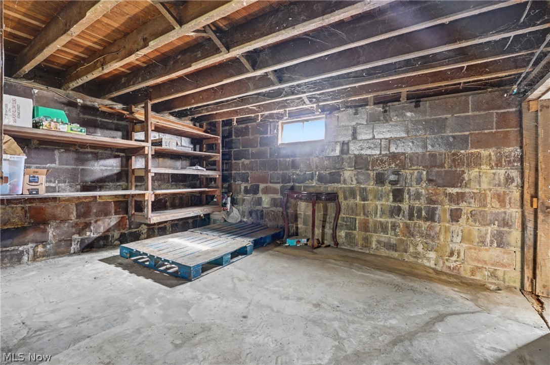 2775 S Bandy Road Alliance OH 44601