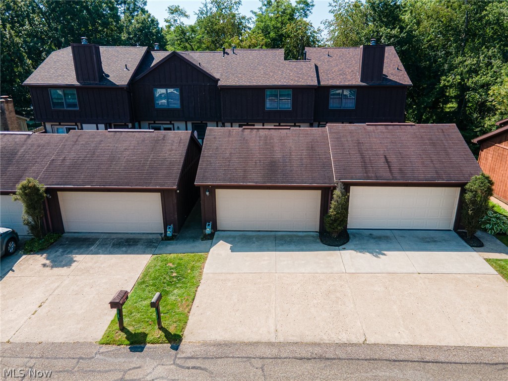 15 Acorn Lane Coshocton OH 43812