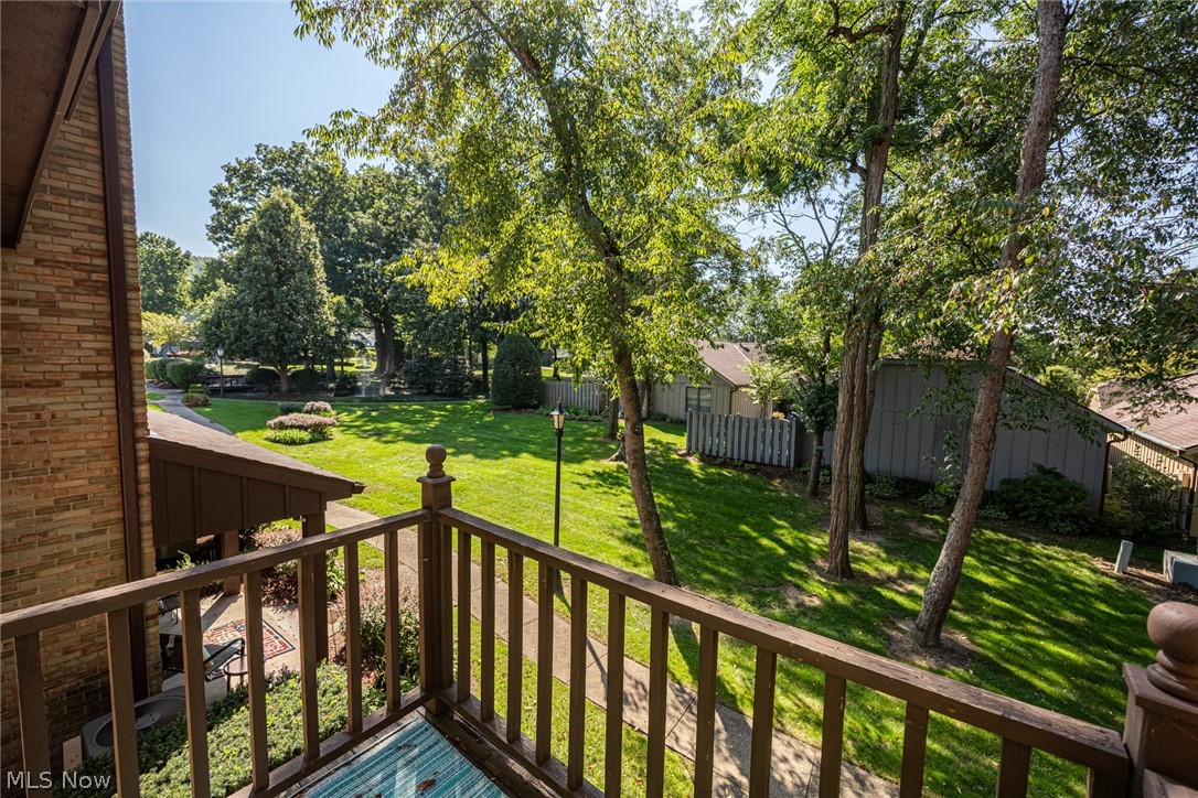 15 Acorn Lane Coshocton OH 43812