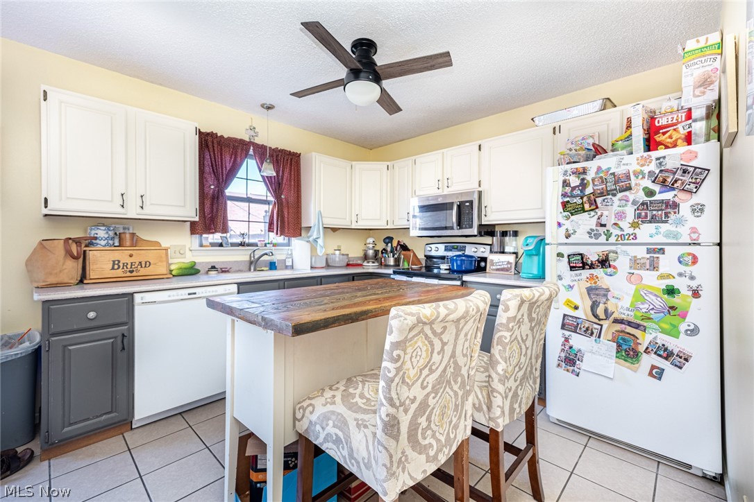 15 Acorn Lane Coshocton OH 43812