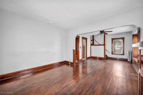 2036 W 99th Street Cleveland OH 44102