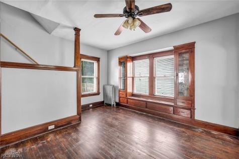2036 W 99th Street Cleveland OH 44102
