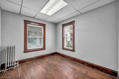 2036 W 99th Street Cleveland OH 44102