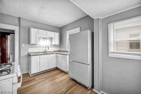 2036 W 99th Street Cleveland OH 44102