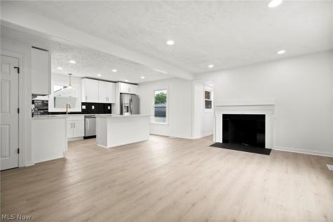 191 E Martin Street Amherst OH 44001