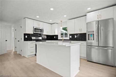191 E Martin Street Amherst OH 44001