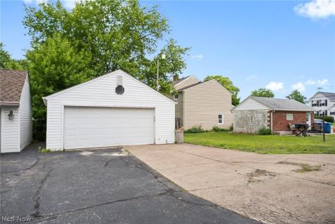 191 E Martin Street Amherst OH 44001