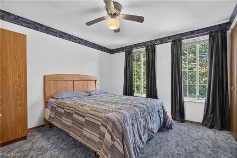 8899 N Gateway Drive North Royalton OH 44133
