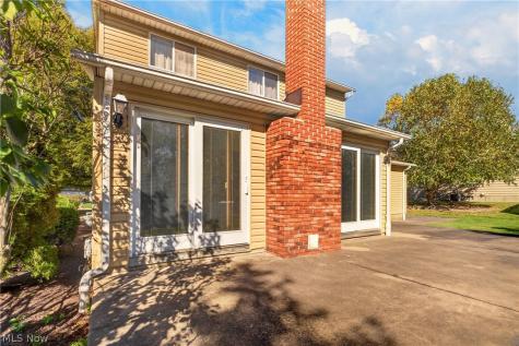 8899 N Gateway Drive North Royalton OH 44133