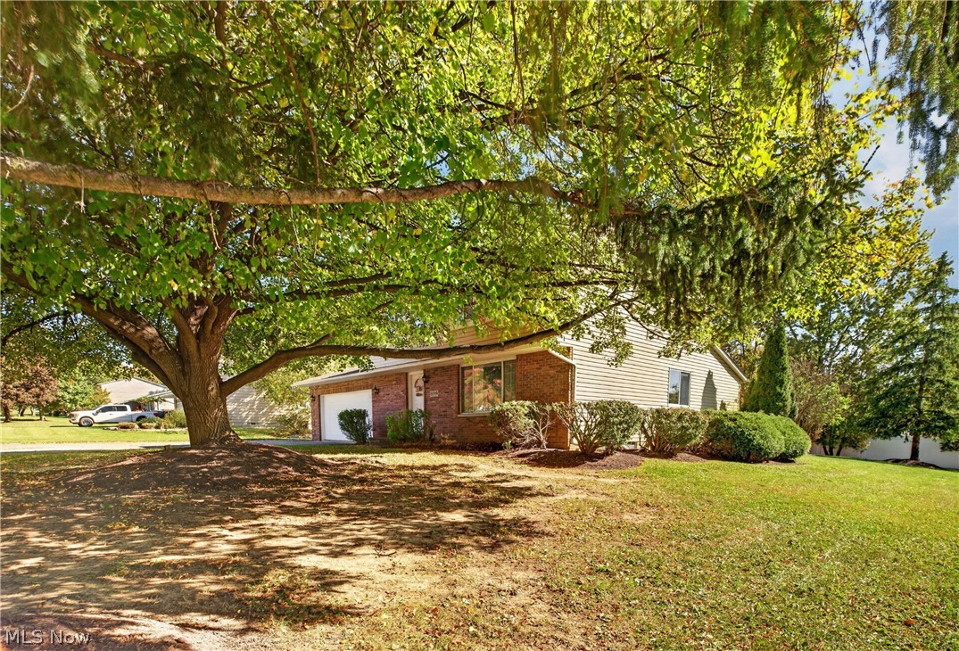 8899 N Gateway Drive North Royalton OH 44133