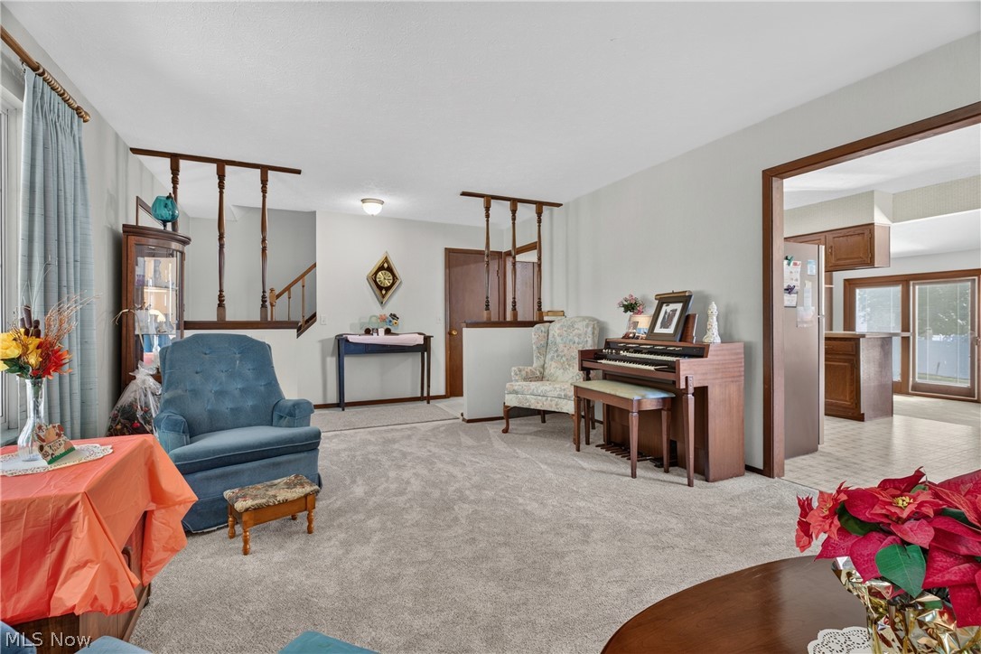8899 N Gateway Drive North Royalton OH 44133
