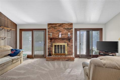 8899 N Gateway Drive North Royalton OH 44133