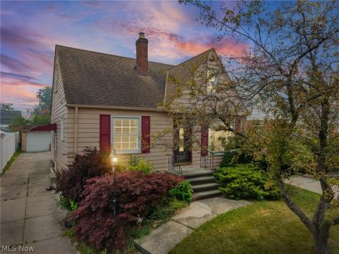 9405 Ansonia Avenue Brooklyn OH 44144