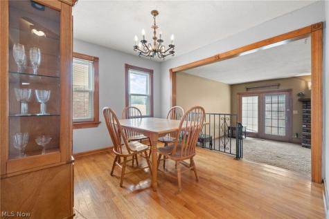 9405 Ansonia Avenue Brooklyn OH 44144