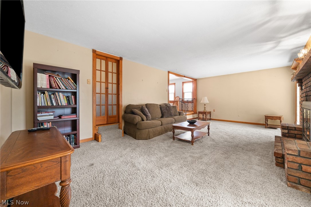 9405 Ansonia Avenue Brooklyn OH 44144