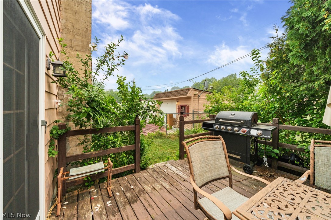 9405 Ansonia Avenue Brooklyn OH 44144