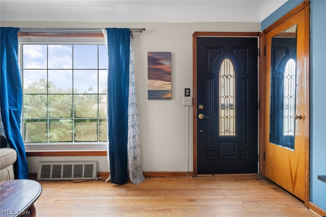 9405 Ansonia Avenue Brooklyn OH 44144