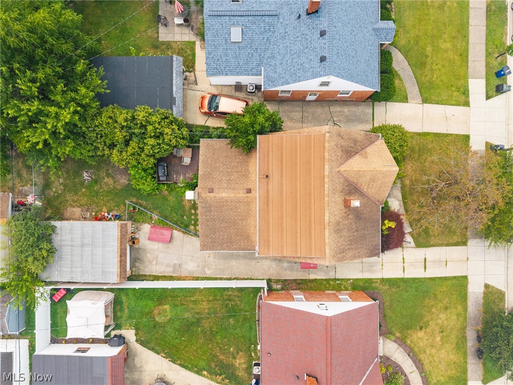 9405 Ansonia Avenue Brooklyn OH 44144