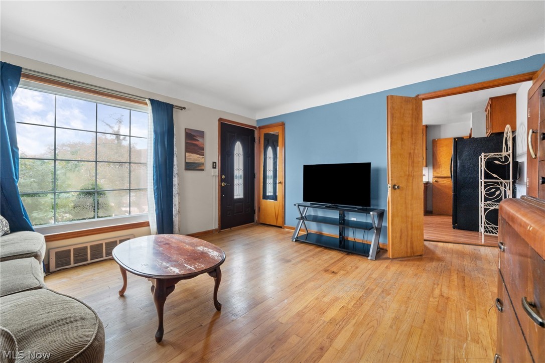 9405 Ansonia Avenue Brooklyn OH 44144