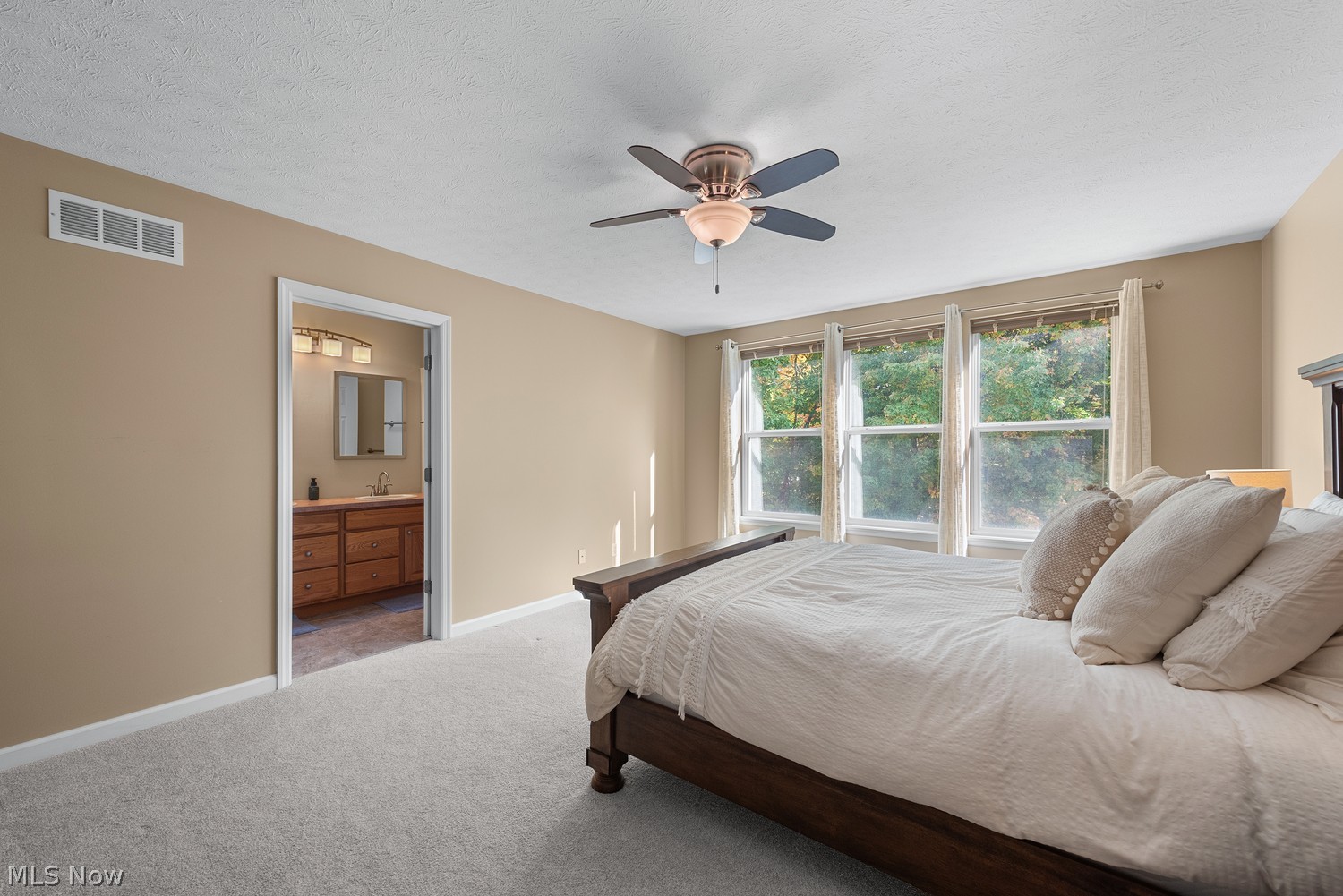 665 Oxford Drive Broadview Heights OH 44147