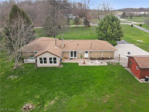14560 Cenfield Street NE Alliance OH 44601