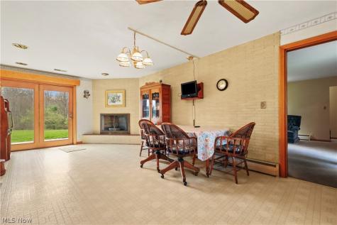 14560 Cenfield Street NE Alliance OH 44601