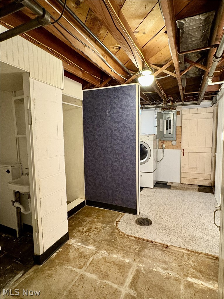 319 Bachtel Street SE North Canton OH 44720