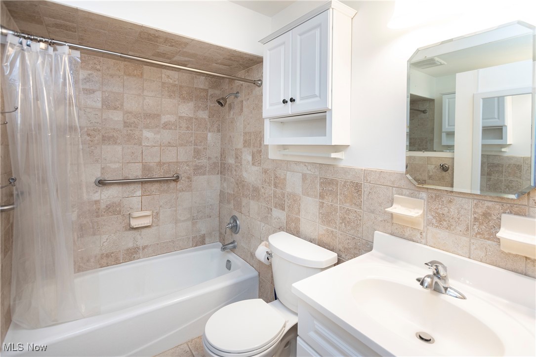 1801 Kathryn Drive Westlake OH 44145