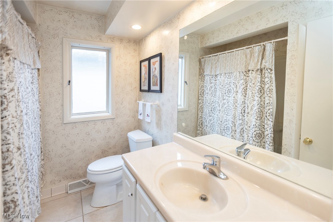 1801 Kathryn Drive Westlake OH 44145