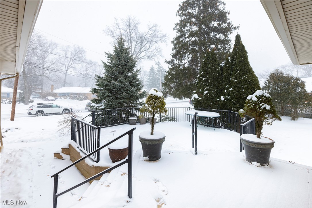 1801 Kathryn Drive Westlake OH 44145