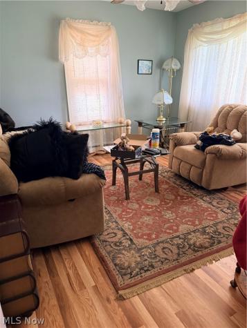 15381 Howe Road Strongsville OH 44136