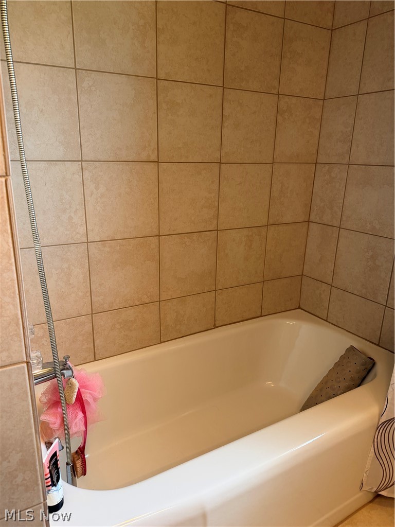 15381 Howe Road Strongsville OH 44136