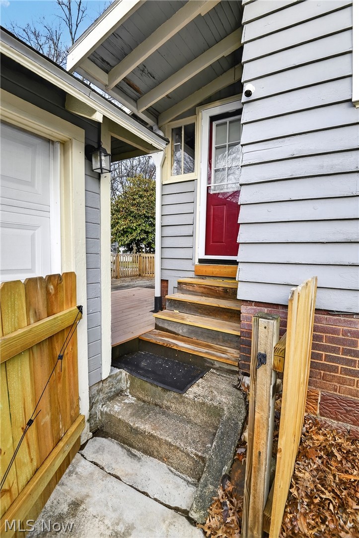 921 Homewood Avenue Salem OH 44460