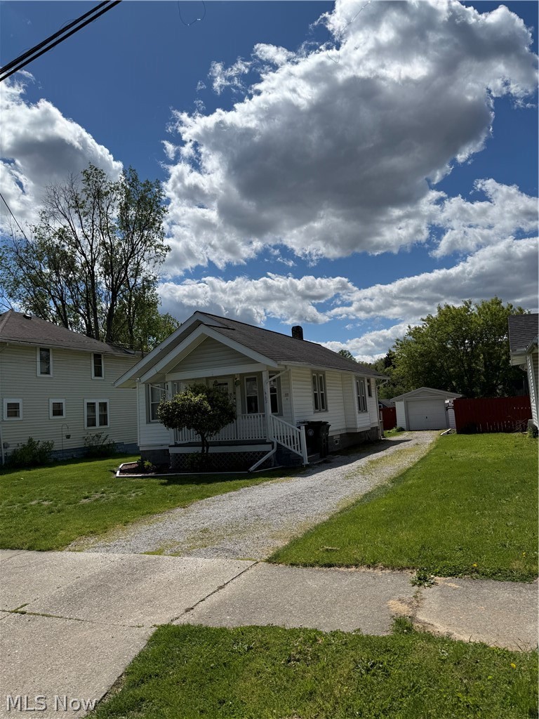 462 Larkin Avenue Akron OH 44305