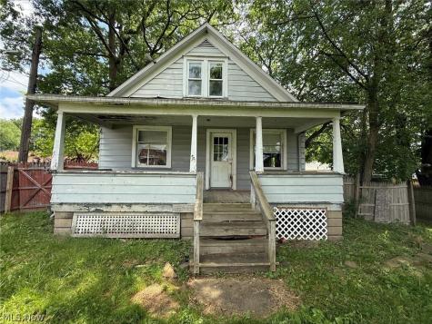 1536 Hiram Avenue Niles OH 44446