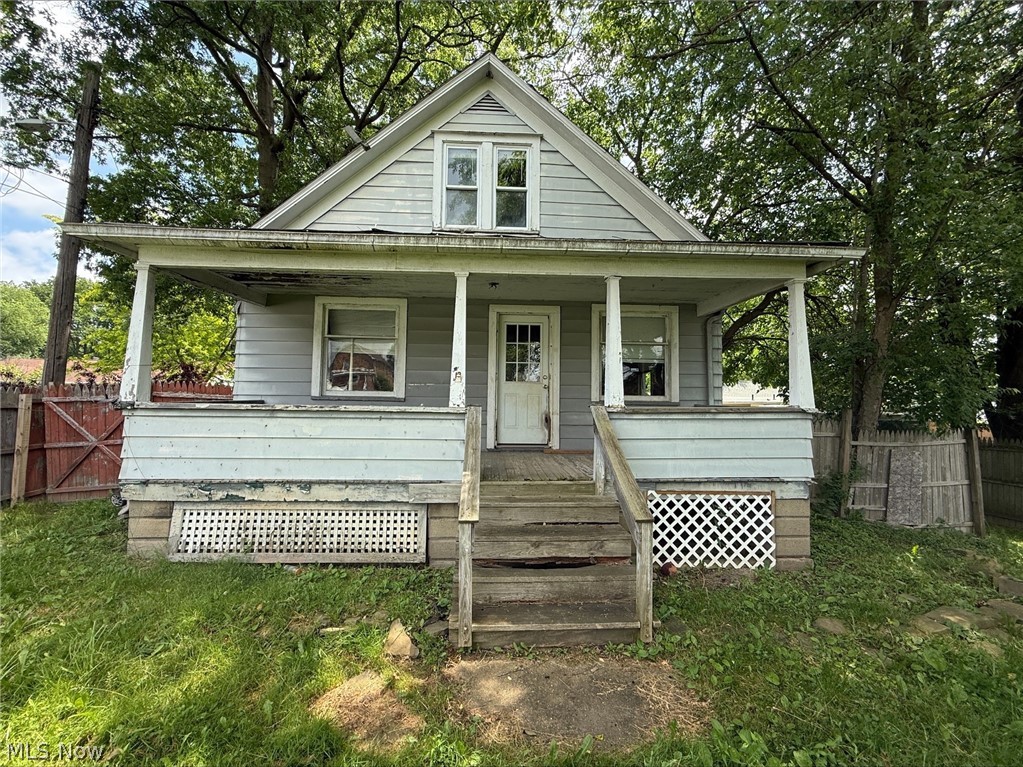 1536 Hiram Avenue Niles OH 44446