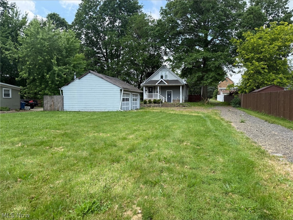 1536 Hiram Avenue Niles OH 44446