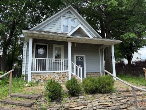 1536 Hiram Avenue Niles OH 44446